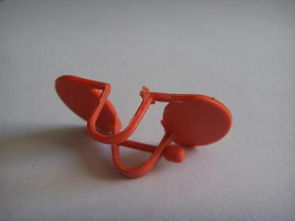 探索鸡眼镜的奥秘 深圳市全一模具厂与眼镜制造的精彩交汇